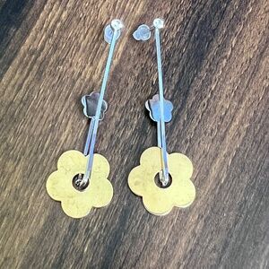 Two-Tone Floating Flower Dangle Earrings